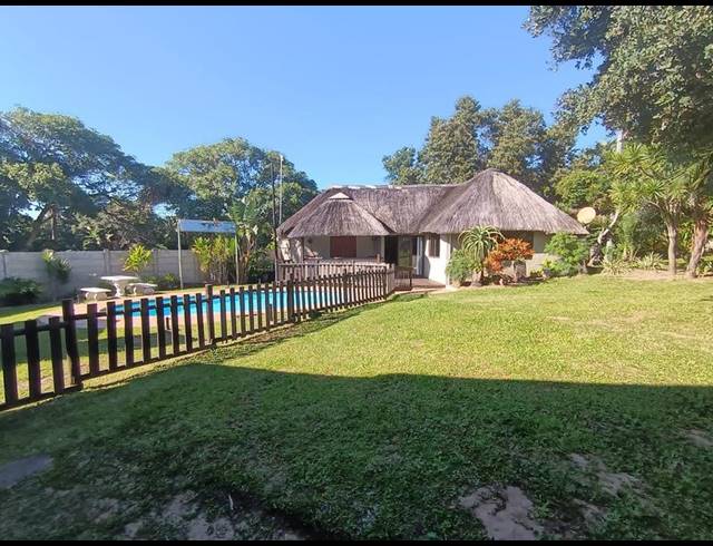 BUSINESS FOR SALE IN GLENMORE BEACH